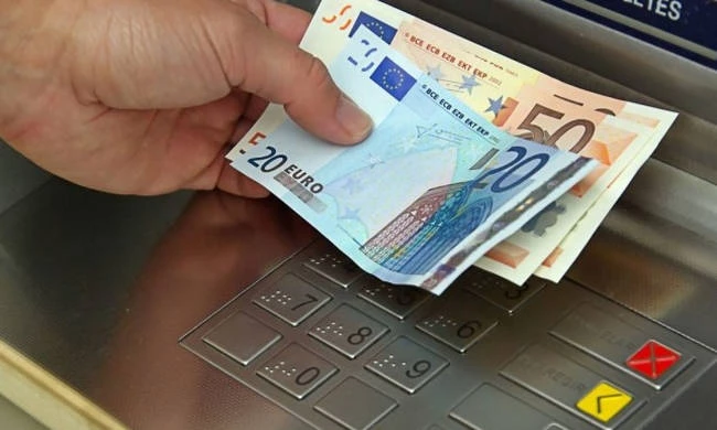 ΑΑΔΕ: Την Παρασκευή (13/07) η επιστροφή φόρου